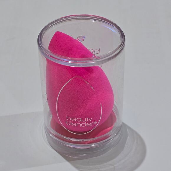 The Original Beauty Blender Pink NWT - Picture 1 of 3